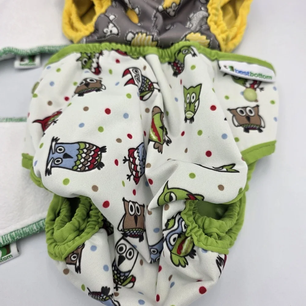 2 Best Bottom One Size Yellow & Green Themed Diapers & 2 White & Green Inserts